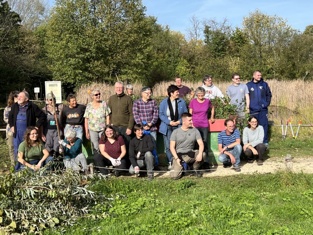 Pflegeeinsatz 28.BL-Naturschutztag - Biotop Am Stausee, 29.Okt.2022 (© NVVB)